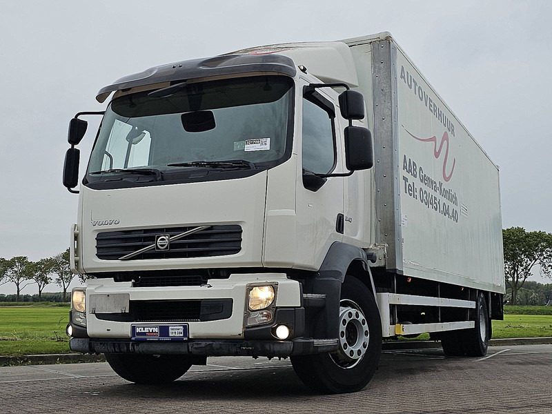 Volvo FL 240.12 - Xe tải hộp: hình 1 Volvo FL 240.12 - Xe tải hộp: hình 1