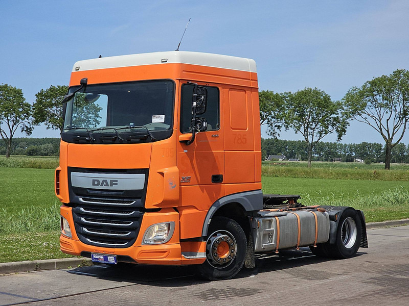 DAF XF 440 SPACECAB MANUAL - Xe đầu kéo: hình 2 DAF XF 440 SPACECAB MANUAL - Xe đầu kéo: hình 2