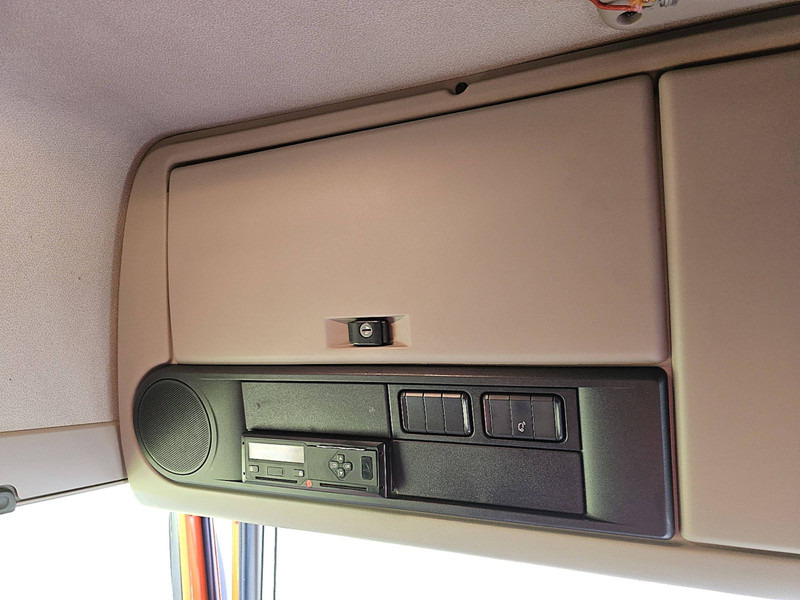 Xe đầu kéo DAF XF 450 SPACECAB 2X TANK: hình 15