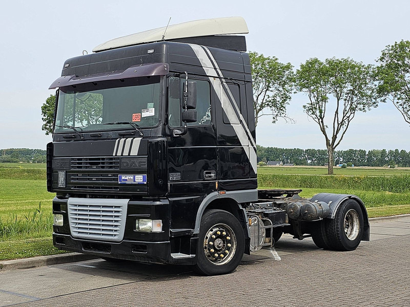 DAF XF 95.380 EURO 2 MANUAL - Xe đầu kéo: hình 2 DAF XF 95.380 EURO 2 MANUAL - Xe đầu kéo: hình 2