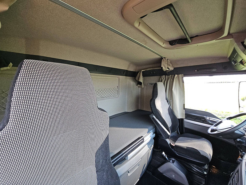 Xe đầu kéo MAN 18.460 TGX kipphydaulik: hình 14