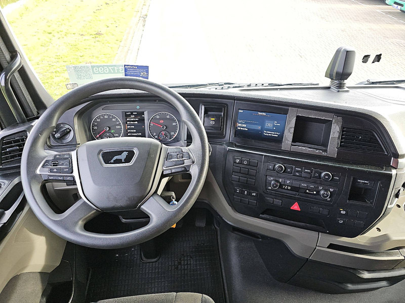 Interior photo 1: Xe đầu kéo MAN 18.510 TGX GX XXL INTARDER LED
