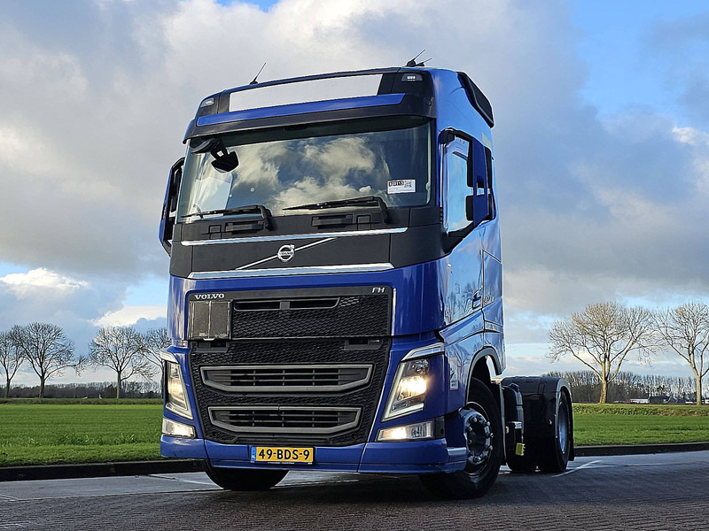 Volvo FH 420 GLOBETROTTER NL-TRUC - Xe đầu kéo: hình 1 Volvo FH 420 GLOBETROTTER NL-TRUC - Xe đầu kéo: hình 1