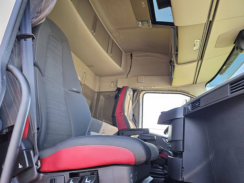 Xe đầu kéo Volvo FH 460 ALCOA'S I-SEE ACC: hình 7