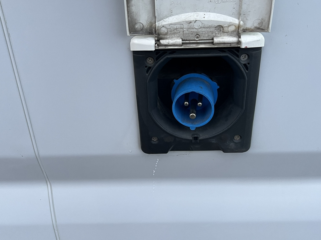 Fiat Ducato 150 L4H2 Carrier Xarios 350 Mt° Tiefkühl - Xe van đông lạnh: hình 3 Fiat Ducato 150 L4H2 Carrier Xarios 350 Mt° Tiefkühl - Xe van đông lạnh: hình 3