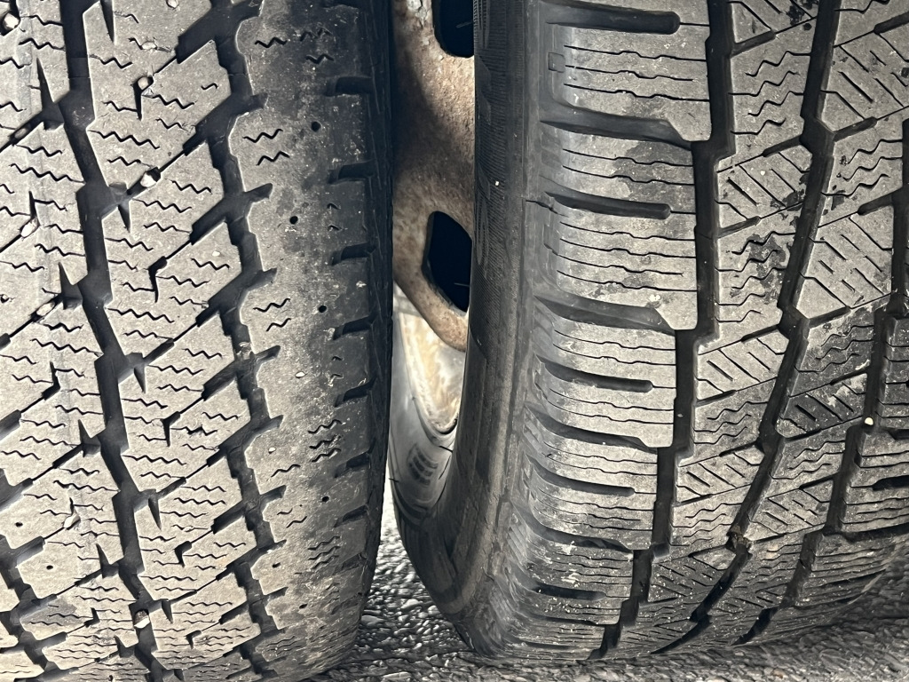 Iveco Daily 35C18 3.0 Euro4 Tempomat 4,15m Koffer+ LBW - Xe tải nhỏ thùng kín: hình 4 Iveco Daily 35C18 3.0 Euro4 Tempomat 4,15m Koffer+ LBW - Xe tải nhỏ thùng kín: hình 4