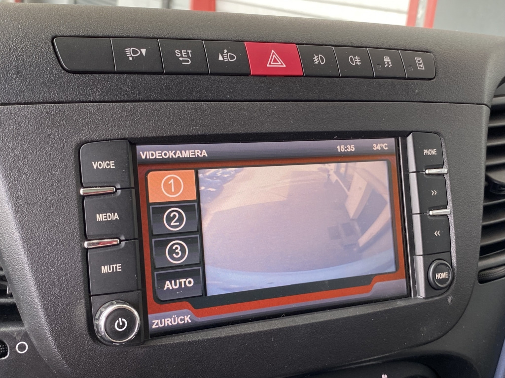 Iveco Daily 65C21 3,6m P+P+LBW Klima Automat. Webasto - Xe van thùng mui bạt: hình 2 Iveco Daily 65C21 3,6m P+P+LBW Klima Automat. Webasto - Xe van thùng mui bạt: hình 2
