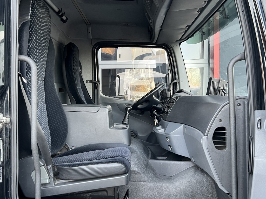 Mercedes-Benz Axor 1833 7m Koffer 2x Schwenkwand LBW Or.382'km - Xe tải đồ uống: hình 3 Mercedes-Benz Axor 1833 7m Koffer 2x Schwenkwand LBW Or.382'km - Xe tải đồ uống: hình 3