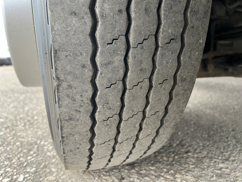 Mitsubishi Fuso Canter 9C18 5,8m Euro6d Klimaaut. Tempomat - Xe tải khung gầm: hình 3 Mitsubishi Fuso Canter 9C18 5,8m Euro6d Klimaaut. Tempomat - Xe tải khung gầm: hình 3