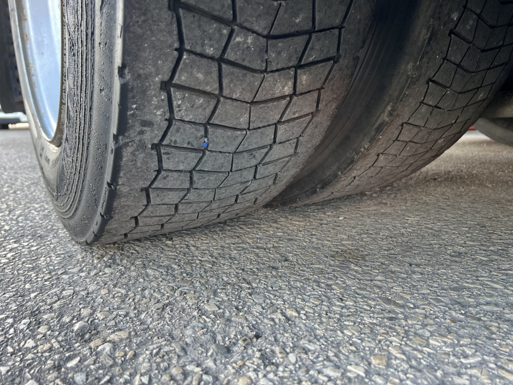 MAN TGX 18.440 FSA EEV Klimaaut. Motorbremse MEGA - Xe đầu kéo: hình 5 MAN TGX 18.440 FSA EEV Klimaaut. Motorbremse MEGA - Xe đầu kéo: hình 5