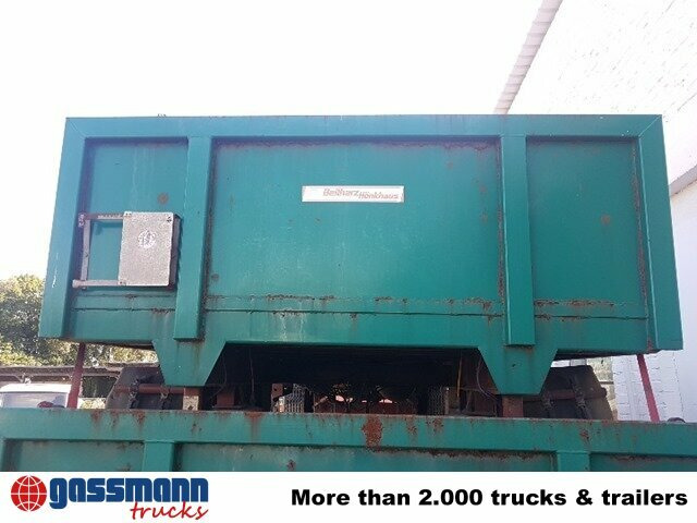 Anhänger Pritsche Plateau, Rungen, 3x vorh. ! - Rơ moóc thùng lửng/ Phẳng: hình 5 Anhänger Pritsche Plateau, Rungen, 3x vorh. ! - Rơ moóc thùng lửng/ Phẳng: hình 5