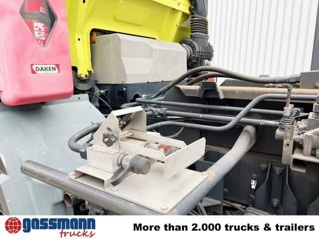 DAF 65.210 4x4 - Xe tải nâng móc: hình 2 DAF 65.210 4x4 - Xe tải nâng móc: hình 2