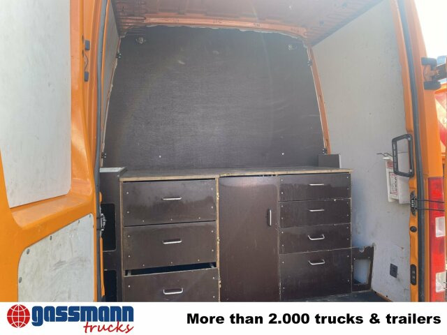 Iveco Daily 35S12 2,3 HPI 4x2, 8 Sitzplätze - Xe đò: hình 5 Iveco Daily 35S12 2,3 HPI 4x2, 8 Sitzplätze - Xe đò: hình 5
