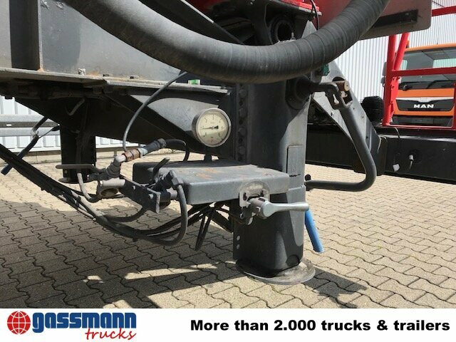 Kässbohrer Kässbohrer SSK 60/10-24 ADR, 60 cbm, - Sơ mi rơ moóc bồn silo: hình 4 Kässbohrer Kässbohrer SSK 60/10-24 ADR, 60 cbm, - Sơ mi rơ moóc bồn silo: hình 4