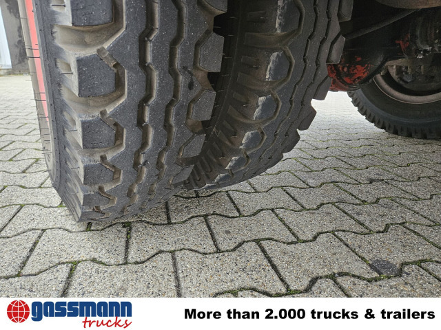 LF 16, F Magirus 170 D 11FA, 4x4 - Xe cứu thương: hình 3 LF 16, F Magirus 170 D 11FA, 4x4 - Xe cứu thương: hình 3