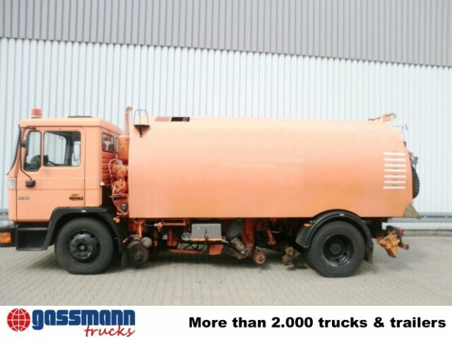 MAN M03 14.152 4x2, Schienenkehrmaschine - Xe quét đường: hình 4 MAN M03 14.152 4x2, Schienenkehrmaschine - Xe quét đường: hình 4