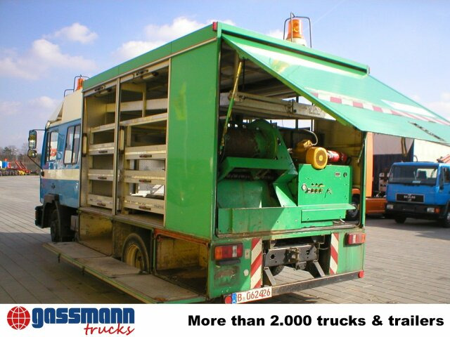 MAN Spülwagen - Xe tải chân không: hình 2 MAN Spülwagen - Xe tải chân không: hình 2