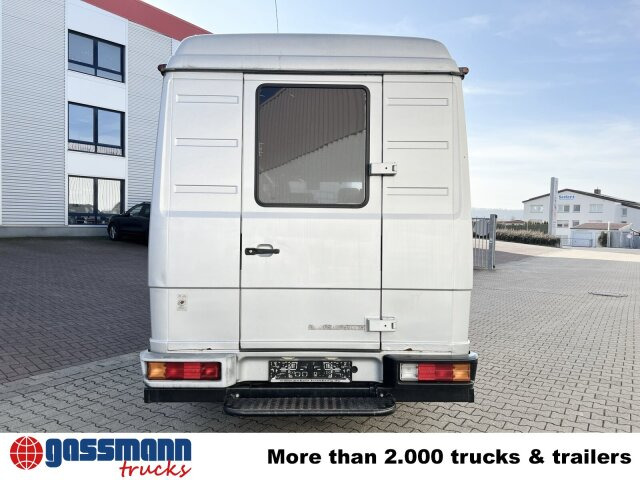 Xe bus mini, Xe van chở khách Mercedes-Benz 711 D-KA 4x2, Standklima, 11-Sitze, 2 x on stock: hình 13