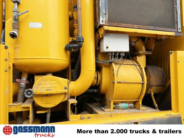 Mercedes-Benz Actros 3243 K 8x4/4, Müller Saug- und - Xe quét đường: hình 4 Mercedes-Benz Actros 3243 K 8x4/4, Müller Saug- und - Xe quét đường: hình 4