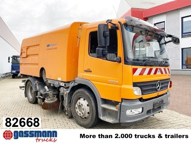 Mercedes-Benz Atego 1324 4x2, Kehrmaschine Explorer 8 - Xe quét đường: hình 1 Mercedes-Benz Atego 1324 4x2, Kehrmaschine Explorer 8 - Xe quét đường: hình 1