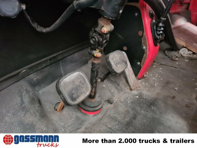 Mercedes-Benz LP 813 4x2 Löschfahrzeug mit Wasserbehälter - Xe tải cứu hỏa: hình 4 Mercedes-Benz LP 813 4x2 Löschfahrzeug mit Wasserbehälter - Xe tải cứu hỏa: hình 4