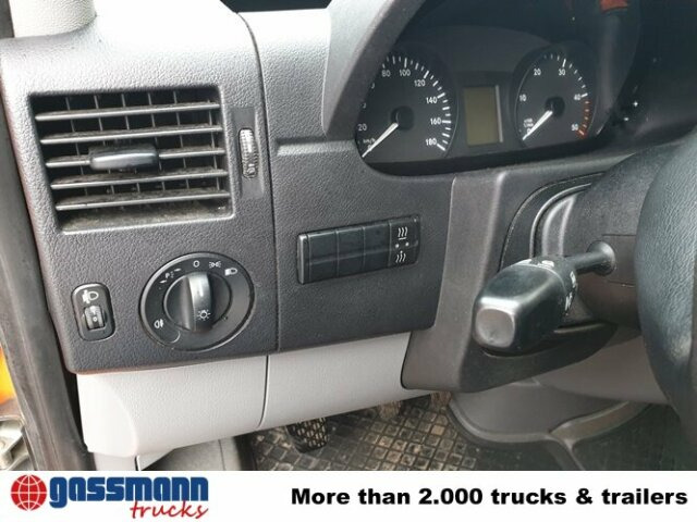 Mercedes-Benz Sprinter 313 KA 4x2 - Xe van chở hàng: hình 3 Mercedes-Benz Sprinter 313 KA 4x2 - Xe van chở hàng: hình 3