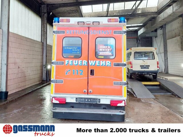 Mercedes-Benz Sprinter 515 CDI 4x2, Rettungswagen, Retarder - Xe van chở hàng: hình 4 Mercedes-Benz Sprinter 515 CDI 4x2, Rettungswagen, Retarder - Xe van chở hàng: hình 4