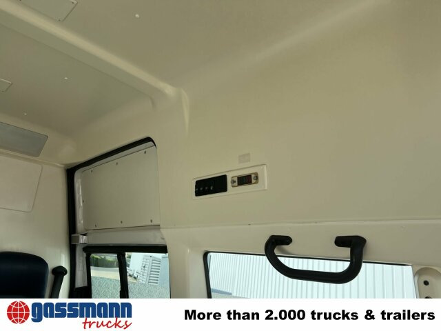 Volkswagen T5 2.0 TDI 4x2, Krankenwagen - Xe cứu thương: hình 2 Volkswagen T5 2.0 TDI 4x2, Krankenwagen - Xe cứu thương: hình 2