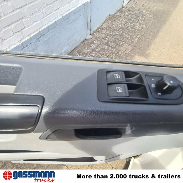 Volkswagen T5 2.0 TDI, Krankenwagen - Xe cứu thương: hình 5 Volkswagen T5 2.0 TDI, Krankenwagen - Xe cứu thương: hình 5