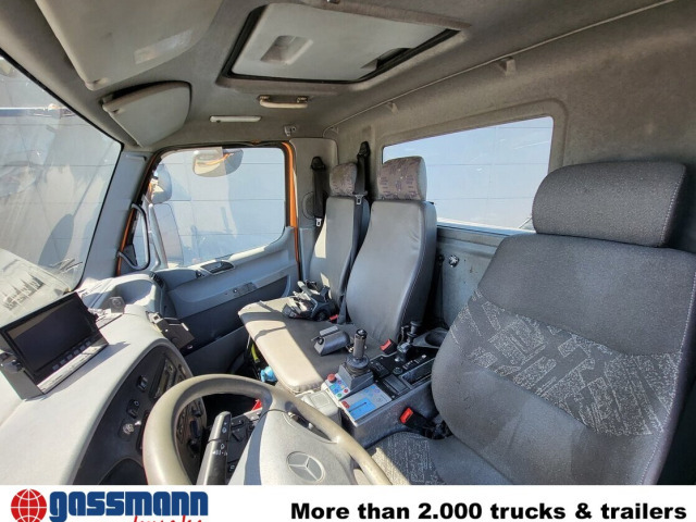 Unimog U 20 4x4, Zapfwelle, Kran Hiab 022D-3 HiDuo, - Xe tải nhỏ: hình 2 Unimog U 20 4x4, Zapfwelle, Kran Hiab 022D-3 HiDuo, - Xe tải nhỏ: hình 2