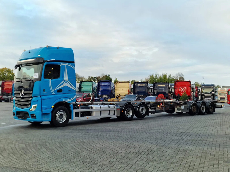 Mercedes-Benz Actros 2553 6x2 - BDF - Retarder - 4.90 WB - Full air + Fliegl trailer 2017 - Xe chở container/ Xe tải hoán đổi thân: hình 3 Mercedes-Benz Actros 2553 6x2 - BDF - Retarder - 4.90 WB - Full air + Fliegl trailer 2017 - Xe chở container/ Xe tải hoán đổi thân: hình 3