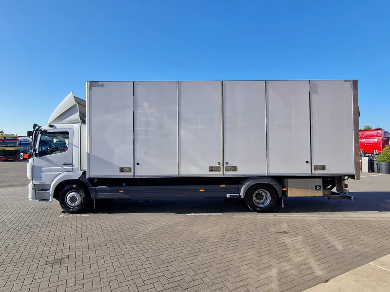 Mercedes-Benz Atego 1524 Box with sidedoors - Zepro loadlift - Full air - Euro 6 - Automatic - Camera system - Xe tải hộp: hình 4 Mercedes-Benz Atego 1524 Box with sidedoors - Zepro loadlift - Full air - Euro 6 - Automatic - Camera system - Xe tải hộp: hình 4