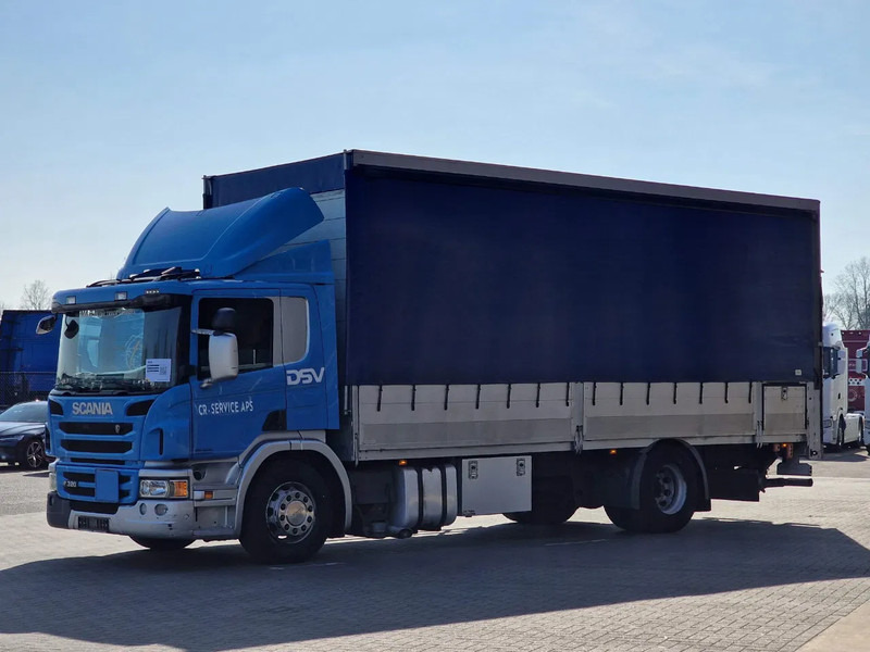 Scania P320 4x2 - Side boars - Loadlift - Full air - Navi - Xe tải thùng mui bạt: hình 3 Scania P320 4x2 - Side boars - Loadlift - Full air - Navi - Xe tải thùng mui bạt: hình 3