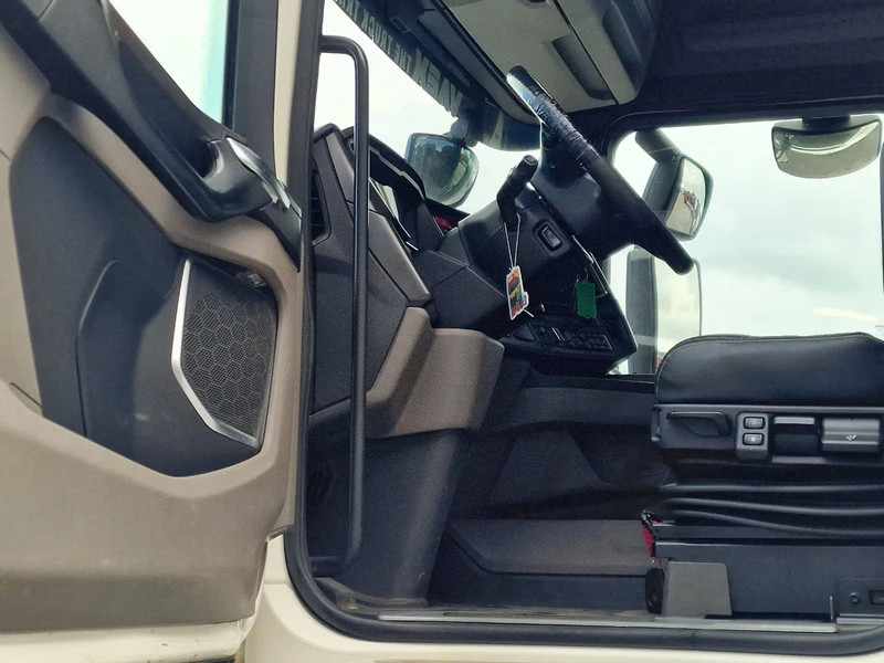 Xe tải khung gầm Scania R500 NGS 6x2 - Chassis - 4.95 WB - Loadlift - Retarder - Full air - Navi - Led: hình 12
