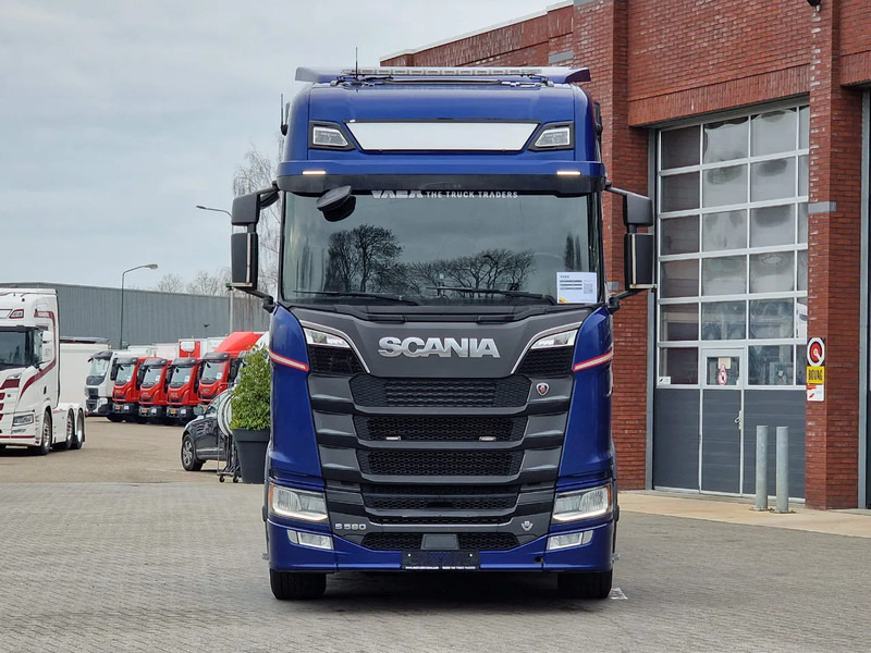 Scania S580 V8 NGS Highline 6x2*4 - Side loader Container - Full air - Steering axle - Retarder - Xe tải chở thùng nhỏ: hình 3 Scania S580 V8 NGS Highline 6x2*4 - Side loader Container - Full air - Steering axle - Retarder - Xe tải chở thùng nhỏ: hình 3