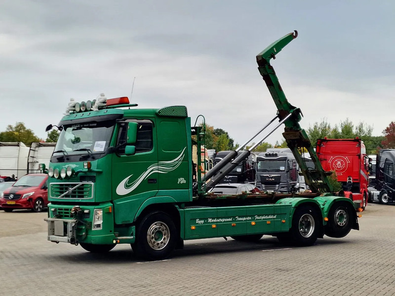 Volvo FH 13.440 6x2*4 - HIAB Hooklift 17T - Euro 5 - I shift - Steering axle - Xe tải nâng móc: hình 3 Volvo FH 13.440 6x2*4 - HIAB Hooklift 17T - Euro 5 - I shift - Steering axle - Xe tải nâng móc: hình 3