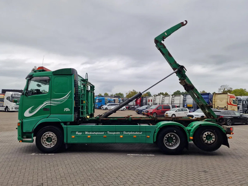 Volvo FH 13.440 6x2*4 - HIAB Hooklift 17T - Euro 5 - I shift - Steering axle - Xe tải nâng móc: hình 4 Volvo FH 13.440 6x2*4 - HIAB Hooklift 17T - Euro 5 - I shift - Steering axle - Xe tải nâng móc: hình 4