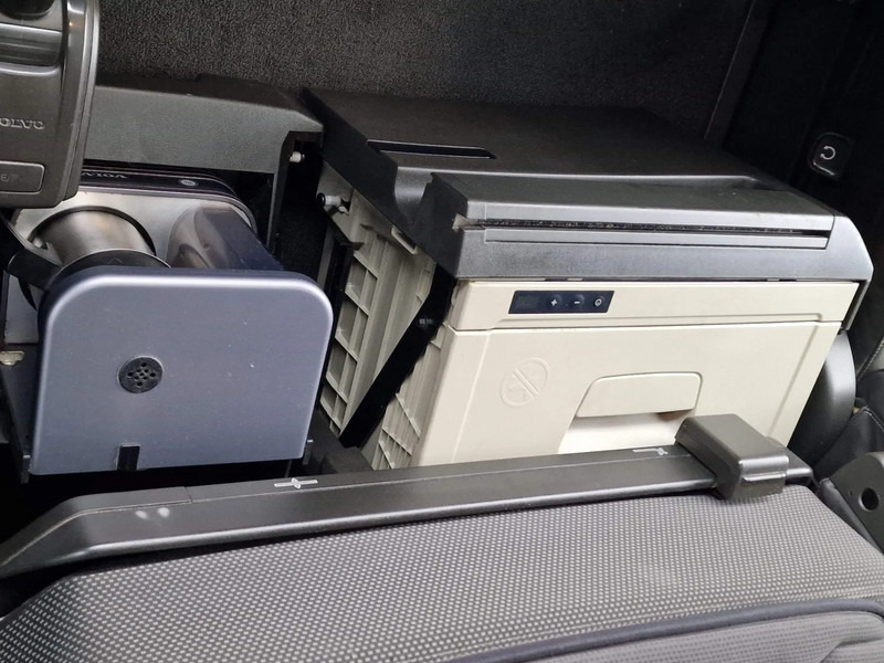 Xe chở container/ Xe tải hoán đổi thân Volvo FH 13.500 Globetrotter XL 6x2 - BDF - Loadlift - I Save - Full air - Navi: hình 20 Xe chở container/ Xe tải hoán đổi thân Volvo FH 13.500 Globetrotter XL 6x2 - BDF - Loadlift - I Save - Full air - Navi: hình 20