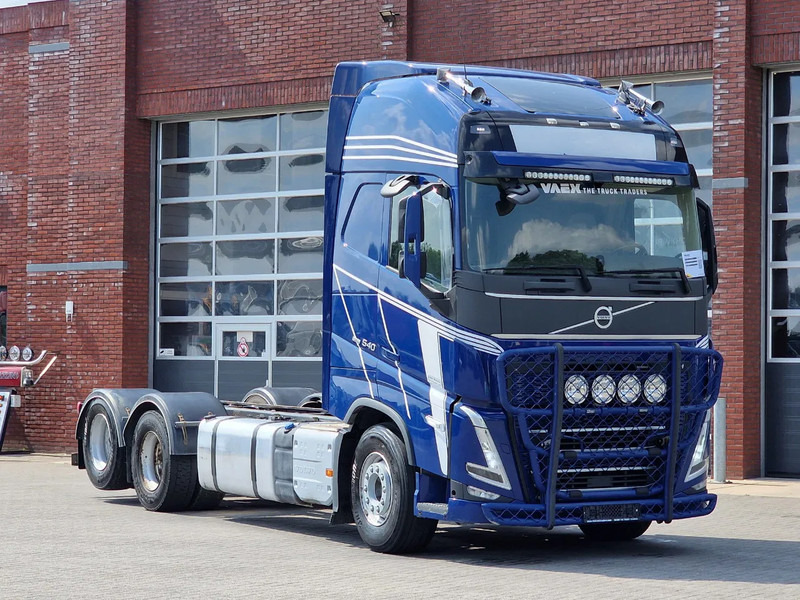 Volvo FH 13.540 Globetrotter XL 6x2 - Retarder - Full air - 4.60 WB - I shift dual clutch - Xe tải khung gầm: hình 1 Volvo FH 13.540 Globetrotter XL 6x2 - Retarder - Full air - 4.60 WB - I shift dual clutch - Xe tải khung gầm: hình 1