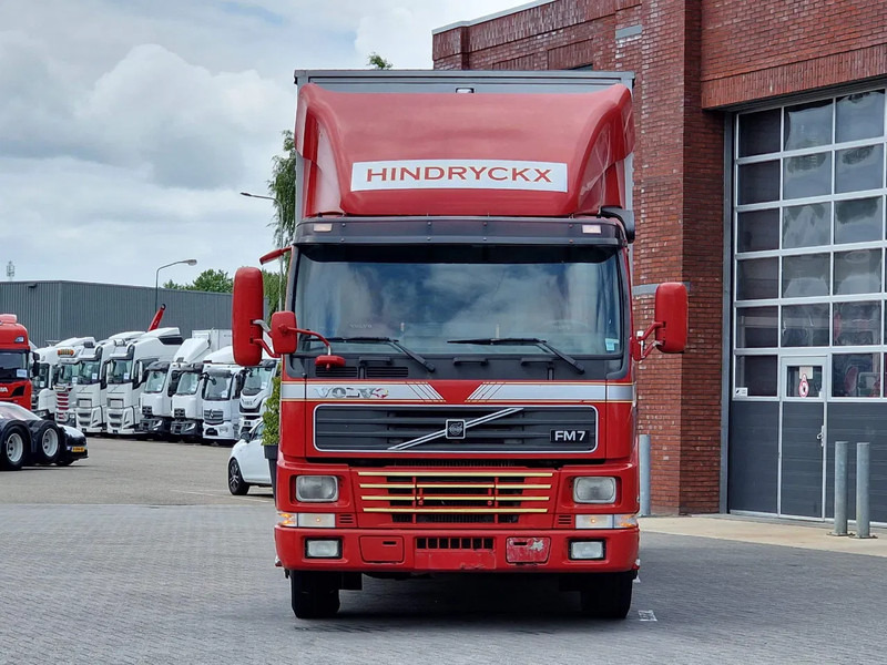 Volvo FM 250 4x- Livestock 2 deck - Lifting floors - Loadlift - Manual gearbox - Xe tải chở gia súc: hình 2 Volvo FM 250 4x- Livestock 2 deck - Lifting floors - Loadlift - Manual gearbox - Xe tải chở gia súc: hình 2