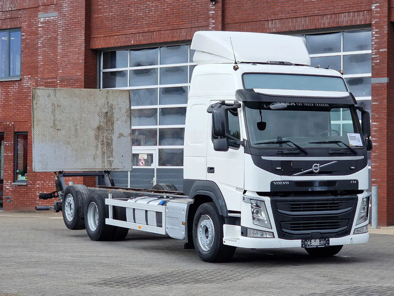 Volvo FM 380 Globetrotter 6x2 Chassis - Loadlift - 4.90 WB - Full air - Low KM - Xe tải khung gầm: hình 1 Volvo FM 380 Globetrotter 6x2 Chassis - Loadlift - 4.90 WB - Full air - Low KM - Xe tải khung gầm: hình 1