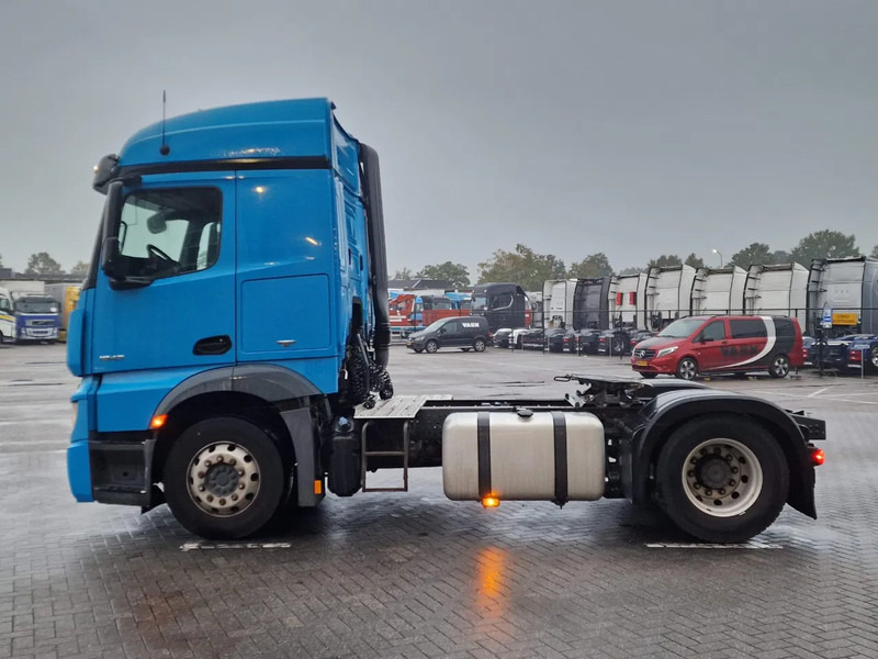 Mercedes-Benz Actros 1842 - 4x2 - Streamspace - Euro 6 - Fridge - Xe đầu kéo: hình 4 Mercedes-Benz Actros 1842 - 4x2 - Streamspace - Euro 6 - Fridge - Xe đầu kéo: hình 4