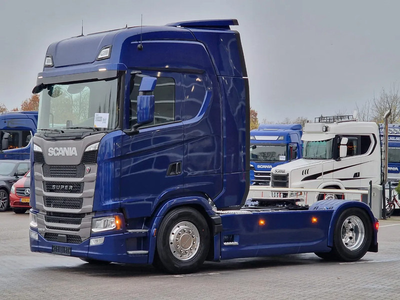 Scania S560 Highline 4x2 - Full spec - Retader - Night clima - Full air - Facelift - 2x tank - Xe đầu kéo: hình 3 Scania S560 Highline 4x2 - Full spec - Retader - Night clima - Full air - Facelift - 2x tank - Xe đầu kéo: hình 3
