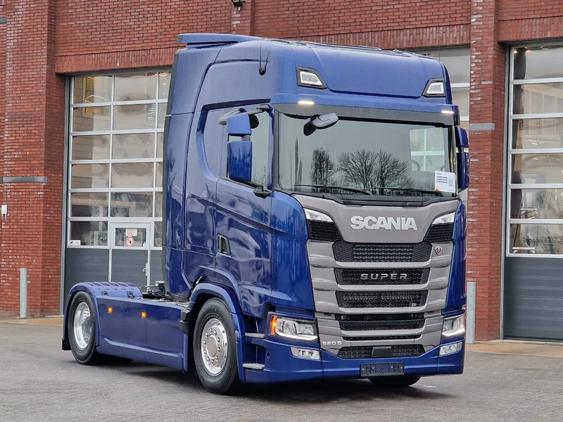 Scania S560 Highline 4x2 - Full spec - Retader - Night clima - Full air - Facelift - 2x tank - Xe đầu kéo: hình 1 Scania S560 Highline 4x2 - Full spec - Retader - Night clima - Full air - Facelift - 2x tank - Xe đầu kéo: hình 1
