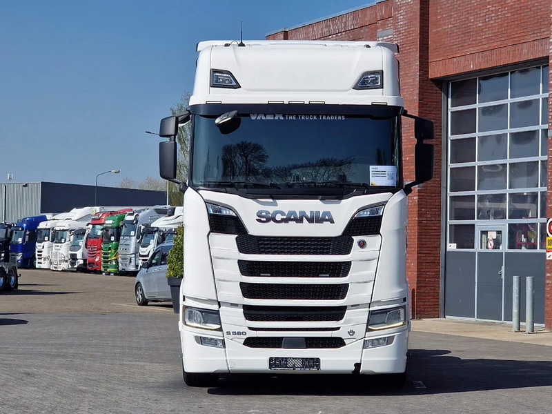 Scania S580 V8 NGS Highline 6x2 - Retarder - Full air - 3.15 WB - Navi - Led - Xe đầu kéo: hình 2 Scania S580 V8 NGS Highline 6x2 - Retarder - Full air - 3.15 WB - Navi - Led - Xe đầu kéo: hình 2