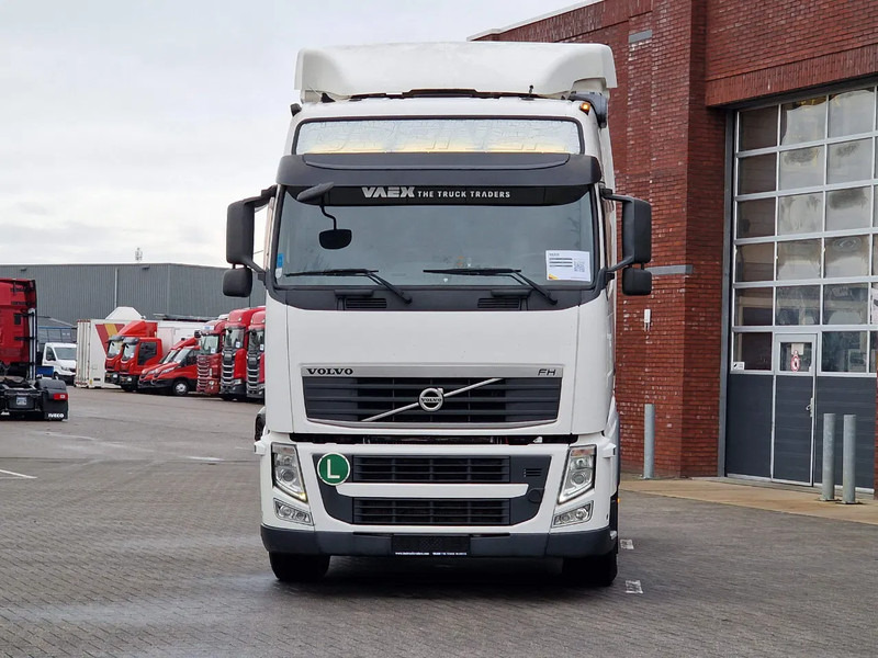 Volvo FH 13.460 Globetrotter 4x2 - Euro 5 EEV - 2x tank - Steel/Air - Fridge - Xe đầu kéo: hình 2 Volvo FH 13.460 Globetrotter 4x2 - Euro 5 EEV - 2x tank - Steel/Air - Fridge - Xe đầu kéo: hình 2