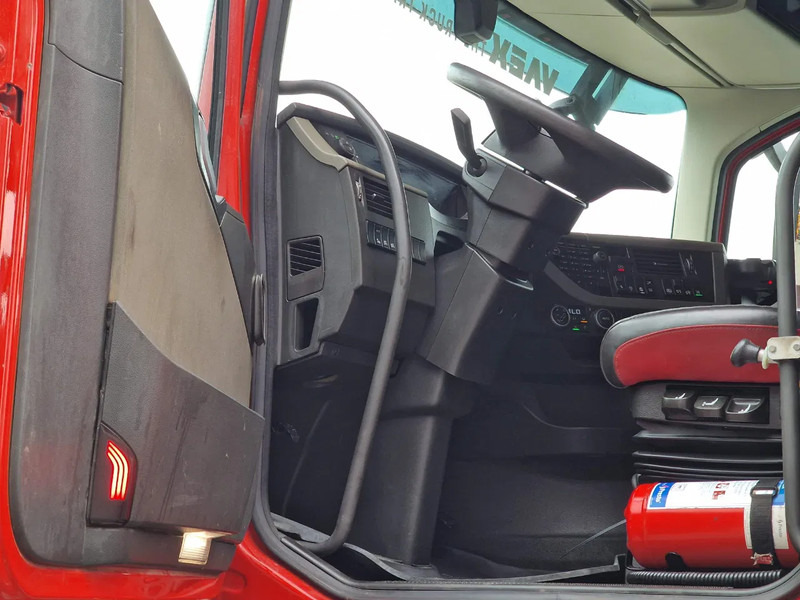 Xe đầu kéo Volvo FH 13.500 6x2 - PTO/Hydraulic - I Save - 3.00 WB - Full air: hình 9 Xe đầu kéo Volvo FH 13.500 6x2 - PTO/Hydraulic - I Save - 3.00 WB - Full air: hình 9
