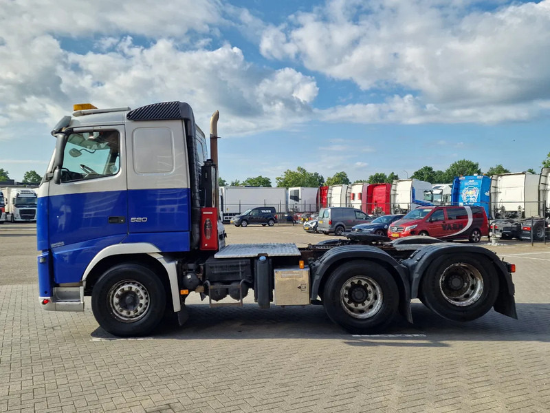 Volvo FH 13.520 Low roof 6x2 - Retarder - Steel/air - PTO/Hydraulic - I shift - - Xe đầu kéo: hình 4 Volvo FH 13.520 Low roof 6x2 - Retarder - Steel/air - PTO/Hydraulic - I shift - - Xe đầu kéo: hình 4