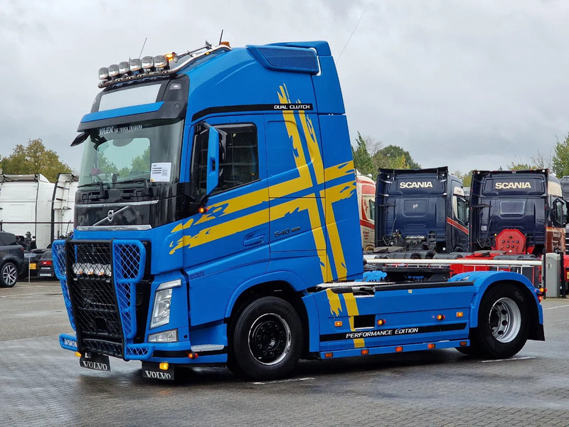 Volvo FH 13.540 Globetrotter XL 4x2 - Performance edition - I parkcool - Full air - Bull bar - Xe đầu kéo: hình 3 Volvo FH 13.540 Globetrotter XL 4x2 - Performance edition - I parkcool - Full air - Bull bar - Xe đầu kéo: hình 3