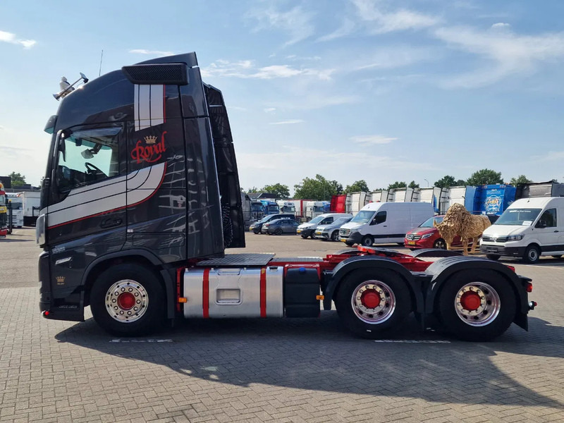 Volvo FH 13.540 Globetrotterl XL 6x4 - Royal - Retarder - Full air - 3.40 WB - Low KM - Xe đầu kéo: hình 4 Volvo FH 13.540 Globetrotterl XL 6x4 - Royal - Retarder - Full air - 3.40 WB - Low KM - Xe đầu kéo: hình 4